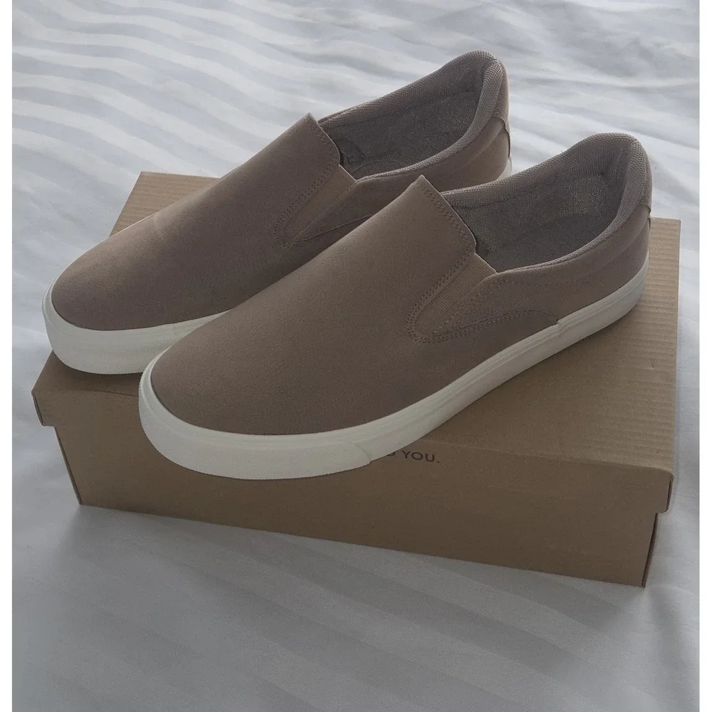 Lucky Brand Mens Slip‎ On Sneakers Tan Textured Casual Skate Shoes size 8